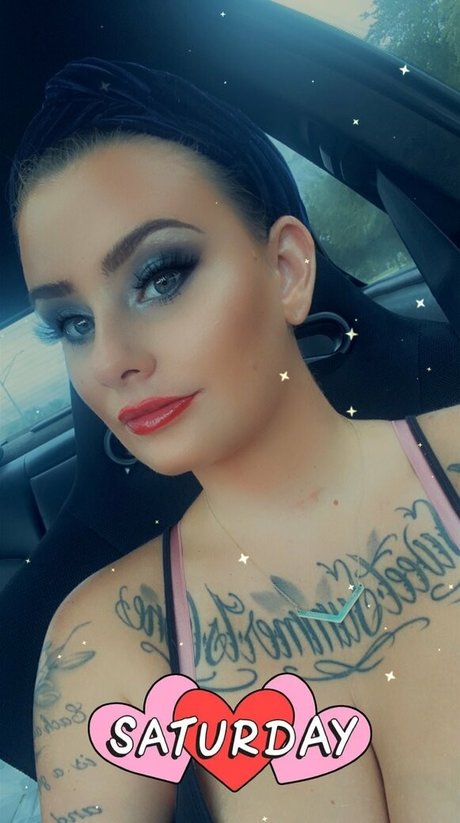 Foto di nudo di fuga di OnlyFans di Bustybunniforfree