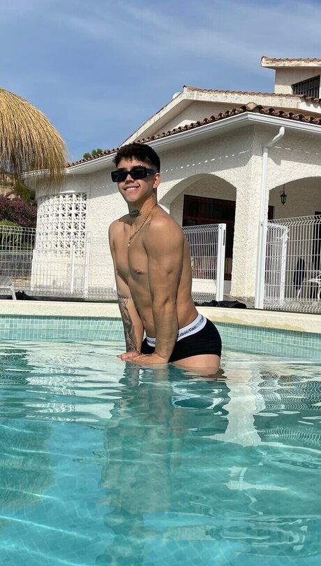 Foto di nudo di fuga di OnlyFans di Angel Black