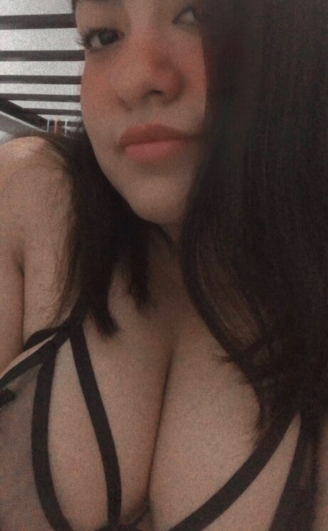 Foto di nudo di fuga di OnlyFans di Valentina