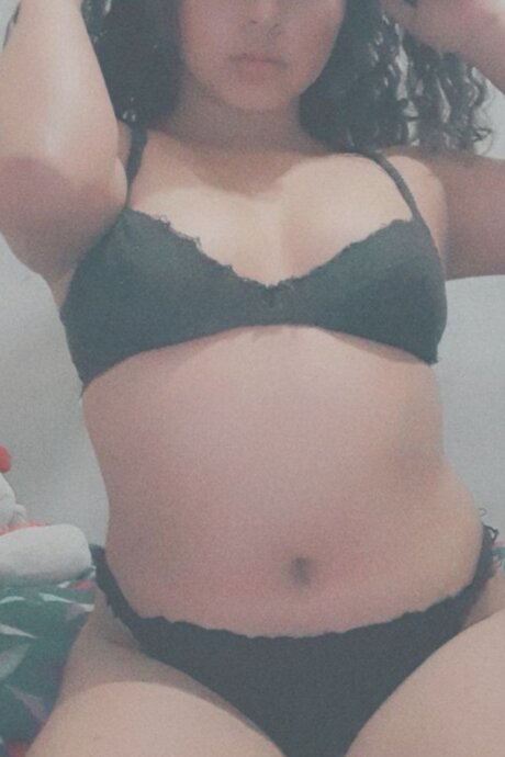 Foto di nudo di fuga di OnlyFans di Baby
