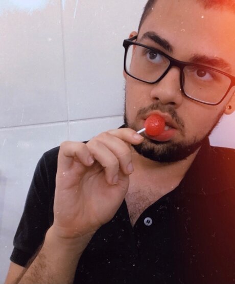 Foto di nudo di fuga di OnlyFans di Kaique Lima