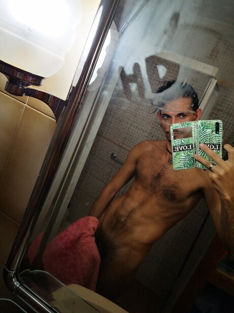 Foto di nudo di fuga di OnlyFans di Thamitohd
