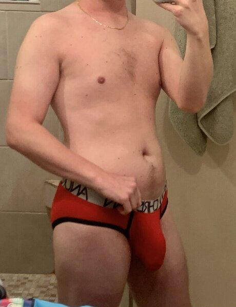 Foto di nudo di fuga di OnlyFans di Italiansausage96