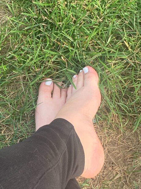 Foto di nudo di fuga di OnlyFans di Lonelyprinc3ss