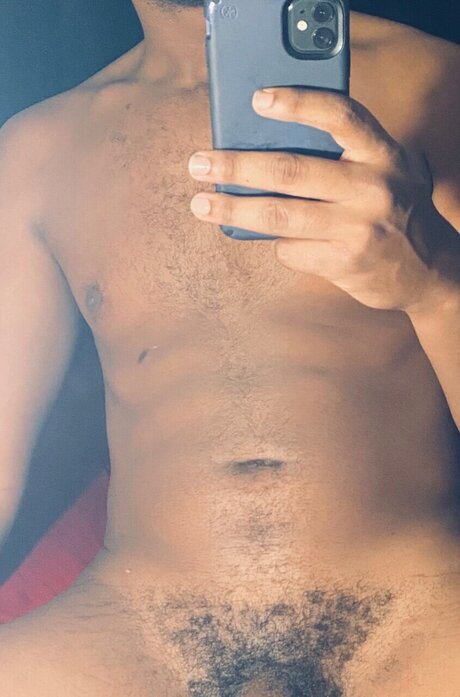 Foto di nudo di fuga di OnlyFans di Villaind