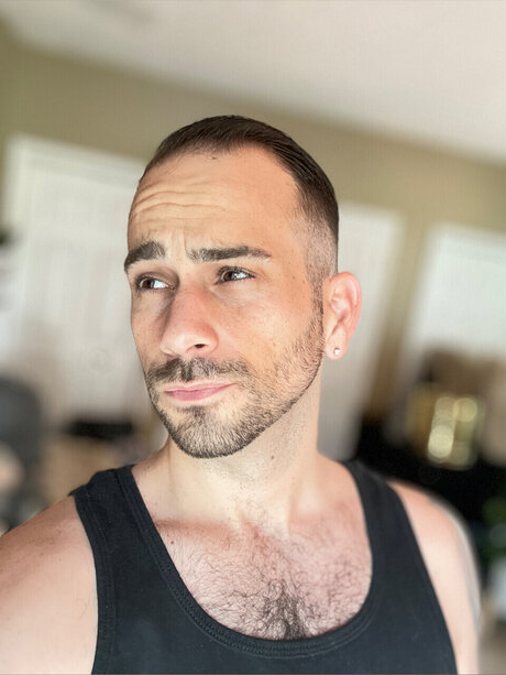 Foto di nudo di fuga di OnlyFans di Guapo
