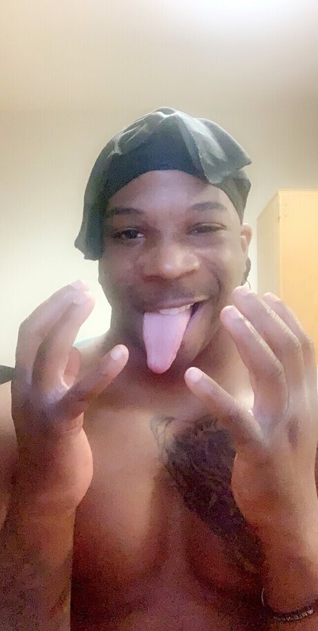 Foto di nudo di fuga di OnlyFans di Parlay 