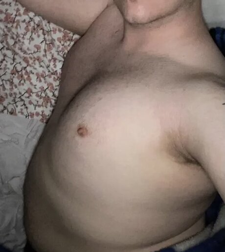 Foto di nudo di fuga di OnlyFans di B