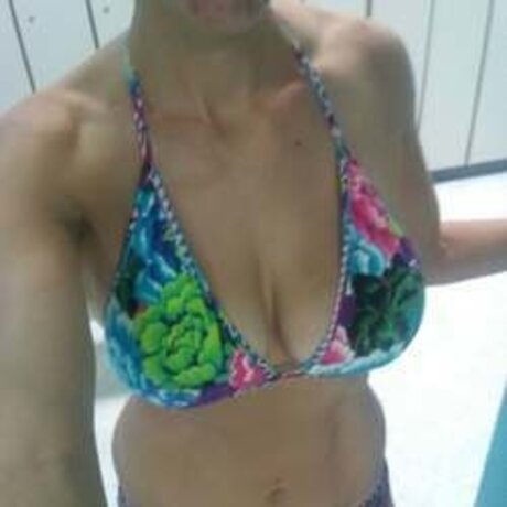Foto di nudo di fuga di OnlyFans di U4680735