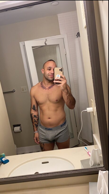 Foto di nudo di fuga di OnlyFans di Ander