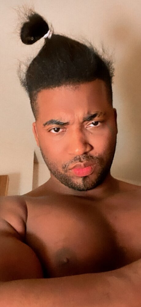 Foto di nudo di fuga di OnlyFans di Yanmc Tu Play Boy Exotic