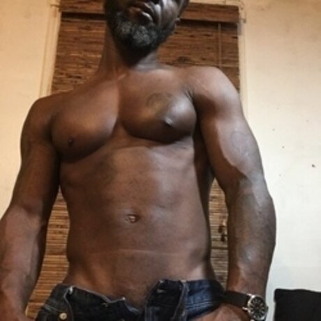 Foto di nudo di fuga di OnlyFans di Matias Brand