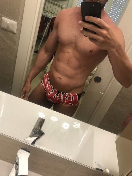 Foto di nudo di fuga di OnlyFans di Goldenboyz