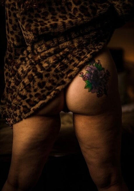 Foto di nudo di fuga di OnlyFans di Twistedsister69