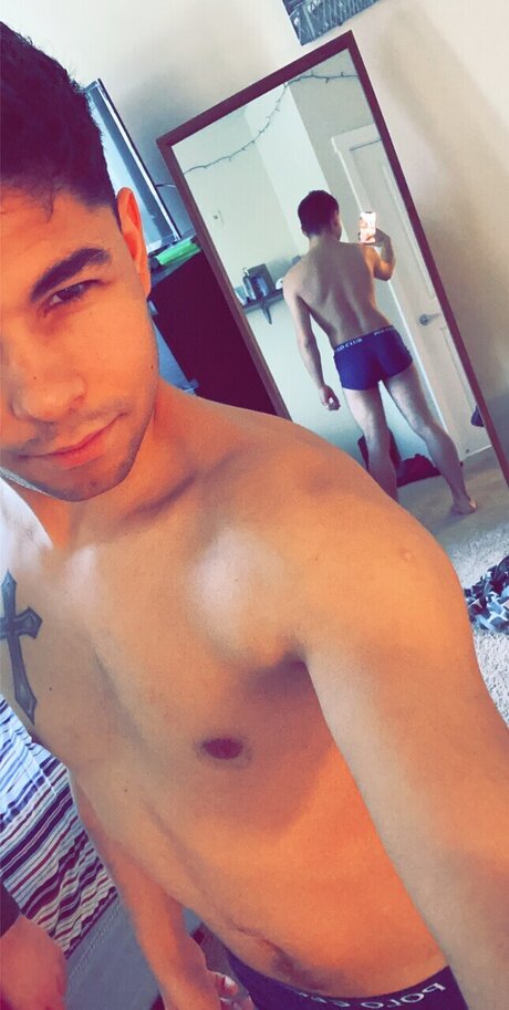 Foto di nudo di fuga di OnlyFans di Nico