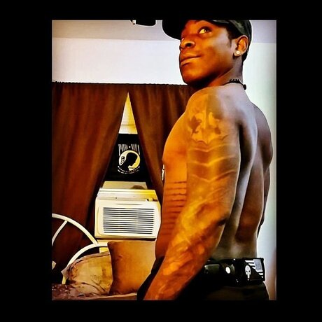 Levius T Layne
