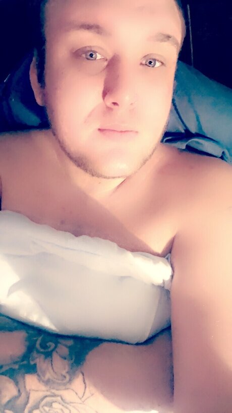Foto di nudo di fuga di OnlyFans di Bottom