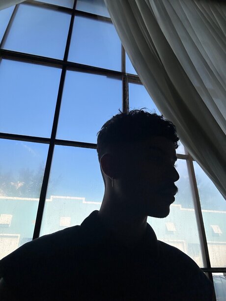 Foto di nudo di fuga di OnlyFans di Angelito