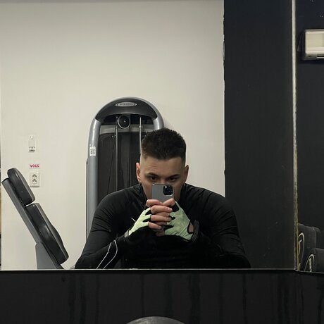 Foto di nudo di fuga di OnlyFans di U8392568