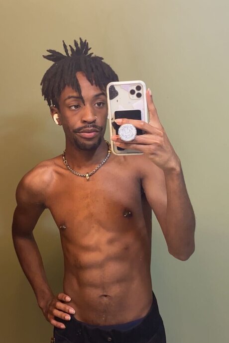Foto di nudo di fuga di OnlyFans di Brandon Anderson