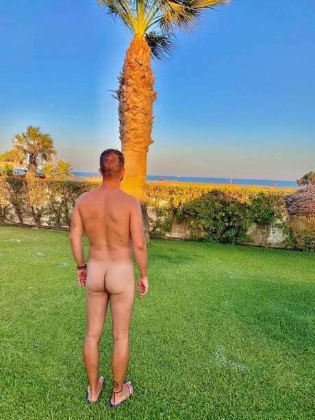 Foto di nudo di fuga di OnlyFans di Albertall