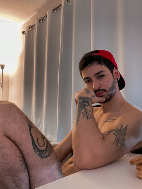 Foto di nudo di fuga di OnlyFans di Roarboy