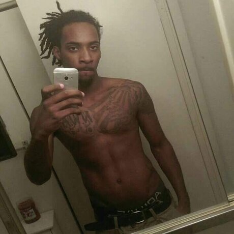 Foto di nudo di fuga di OnlyFans di Jamel Banks