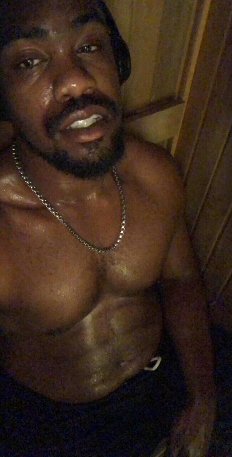 Foto di nudo di fuga di OnlyFans di Imratchet