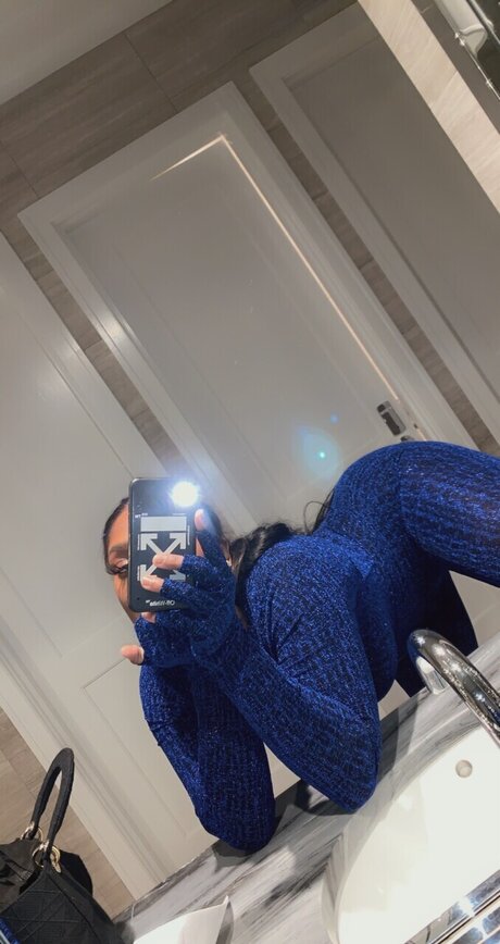 Foto di nudo di fuga di OnlyFans di Stacie Austin