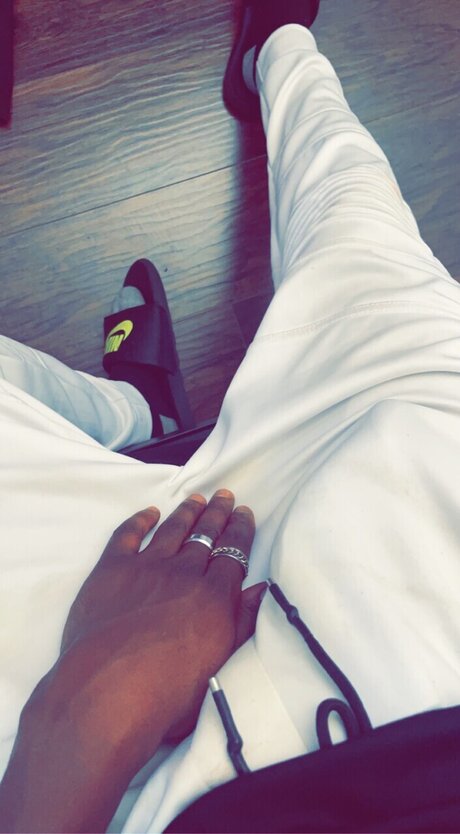 Foto di nudo di fuga di OnlyFans di Daddybbc13