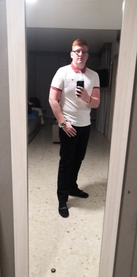 Foto di nudo di fuga di OnlyFans di Chris Mcniff