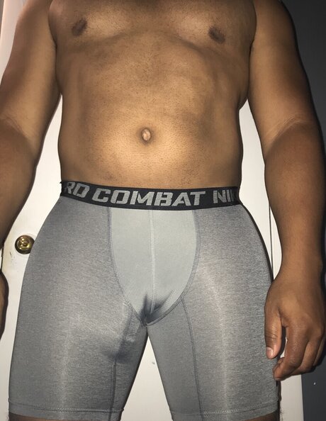 Foto di nudo di fuga di OnlyFans di Phil