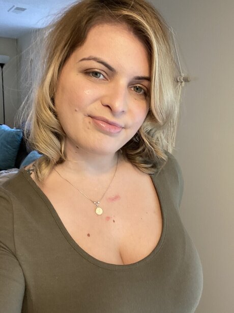 Foto di nudo di fuga di OnlyFans di Rene