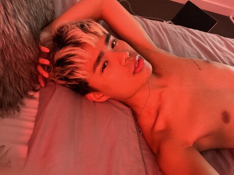 Foto di nudo di fuga di OnlyFans di Poch
