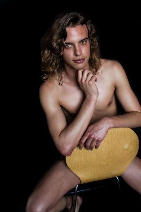 Foto di nudo di fuga di OnlyFans di Outandabout