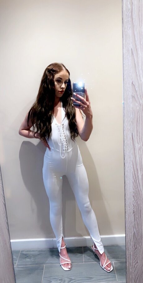 Foto di nudo di fuga di OnlyFans di Sophianina