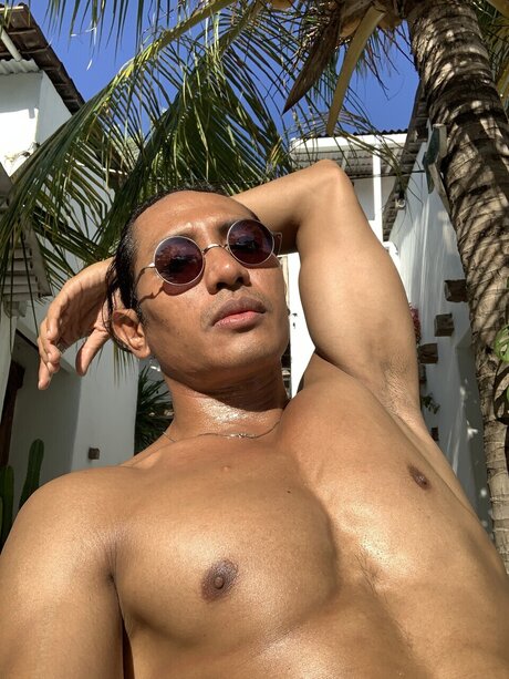 Foto di nudo di fuga di OnlyFans di Tanboy