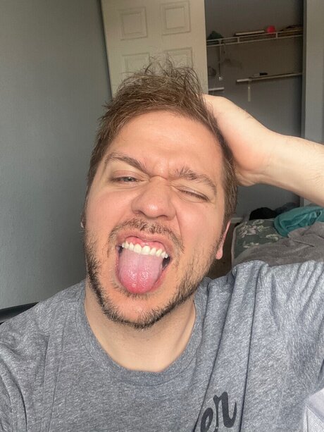 Foto di nudo di fuga di OnlyFans di Lockhaim