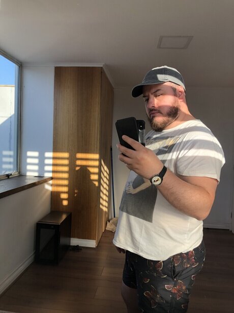 Foto di nudo di fuga di OnlyFans di Andres
