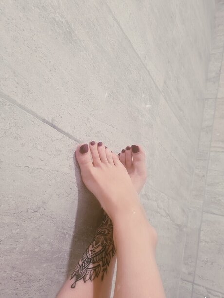 Foto di nudo di fuga di OnlyFans di Olidollfeet