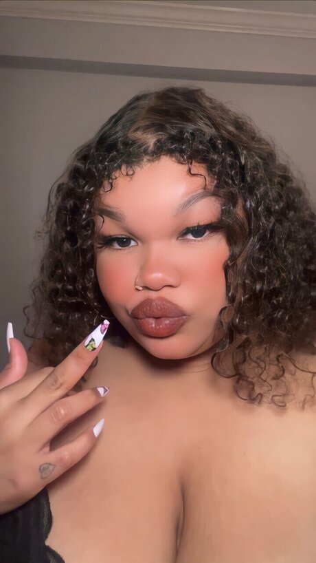 Foto di nudo di fuga di OnlyFans di Kaylah