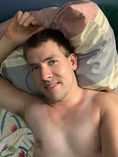 Foto di nudo di fuga di OnlyFans di Kevin