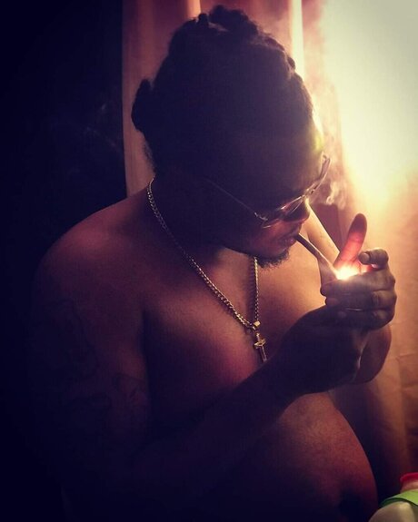 Foto di nudo di fuga di OnlyFans di Teddyb