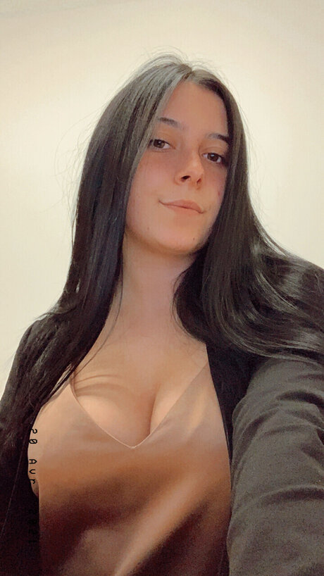 Foto di nudo di fuga di OnlyFans di Emma