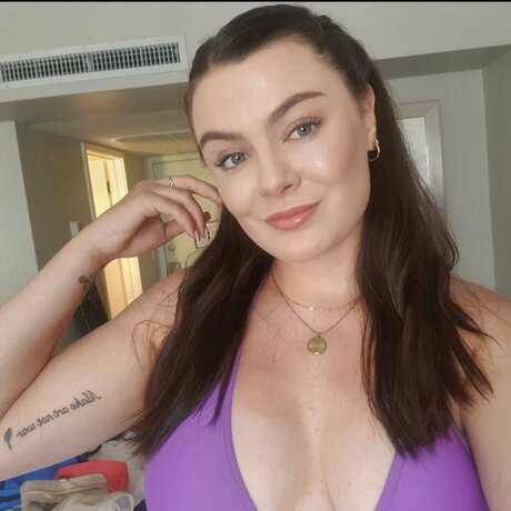 Foto di nudo di fuga di OnlyFans di Becca