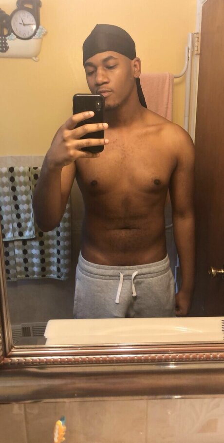 Foto di nudo di fuga di OnlyFans di Shynanigans
