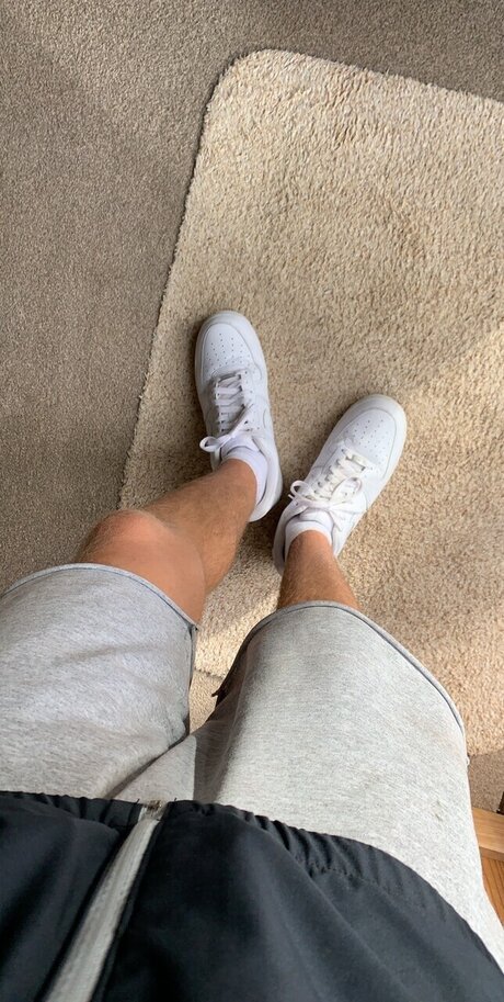 Foto di nudo di fuga di OnlyFans di Liam