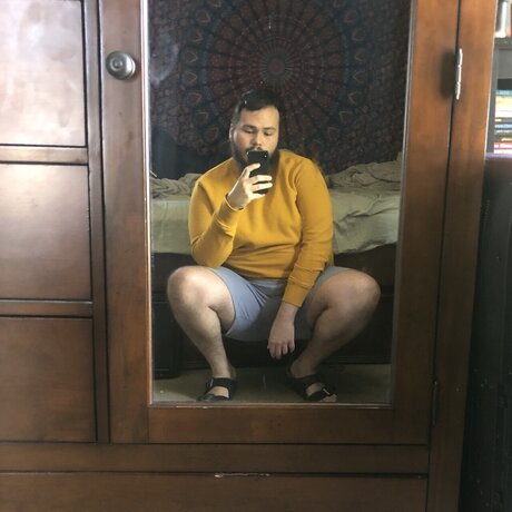 Foto di nudo di fuga di OnlyFans di J