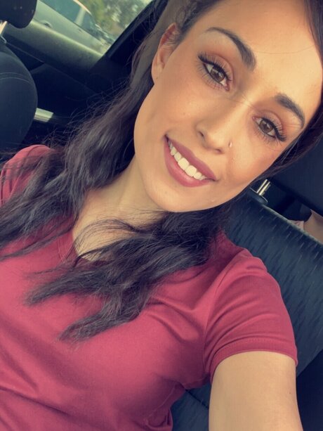Foto di nudo di fuga di OnlyFans di Destiney