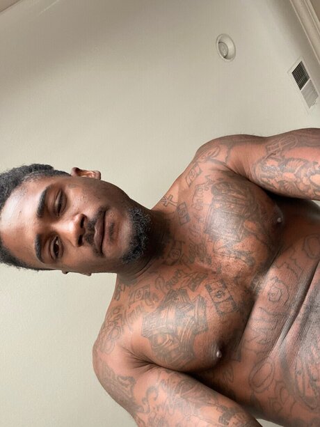 Foto di nudo di fuga di OnlyFans di  Freakz Nine Inch